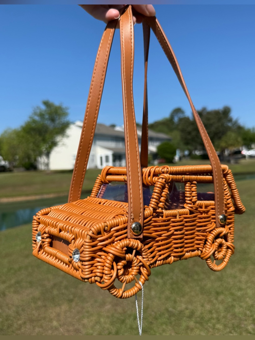 Tommy Bahama Wicker bag Novelty Bag in Cognac Brown summer vacation resort NWT